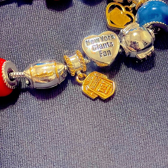 NYG New York Giants Football Fan 24k Gold and Sterling Silver charm bracelet - Picture 6 of 8